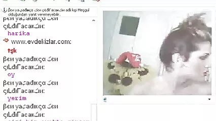 Las rodillas de una maduras desnudas mexicanas anciana dejan de doler después de masturbarse con una niña pequeña.