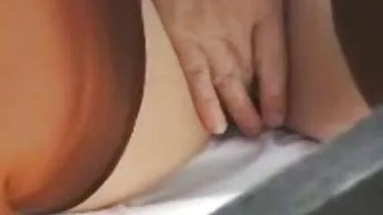 Una joven sirvienta, por una tarifa videos porno maduras mexicanas adicional, trabajará desnuda y apilará sus bollos.